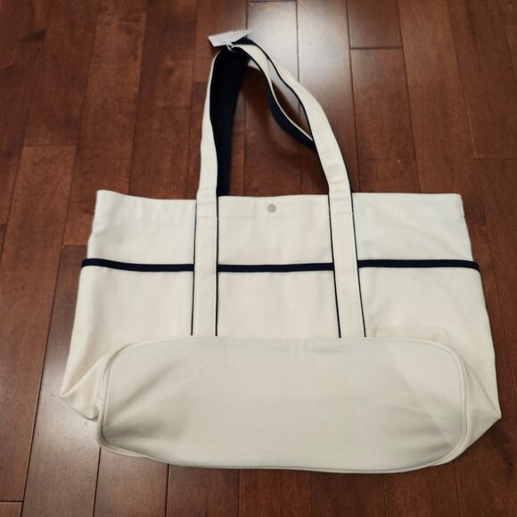 Lululemon daily multi pocket canvas tote in white - Picture 3 of 7